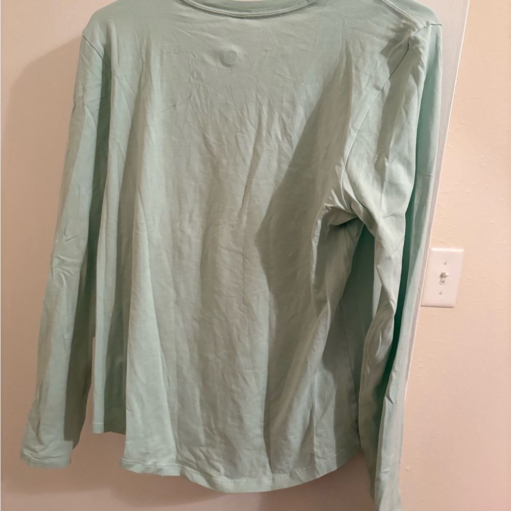 Lululemon Long Sleeve Love Tee - Delicate Mint, NWT, Size 6 - Picture 4 of 4